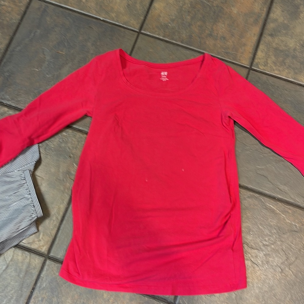 Beautiful maternity bundle! - Picture 6 of 7